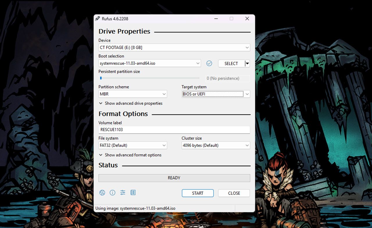 Rufus با تنظیمات درایو قابل بوت SystemRescue.