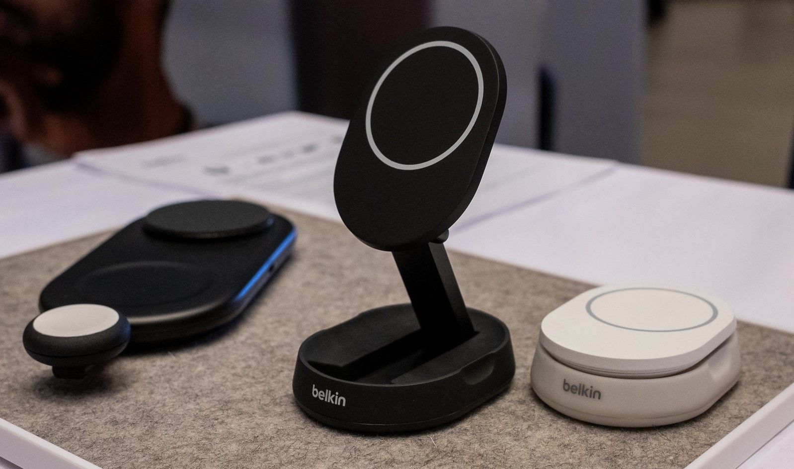 نمایشگاه شارژر بی سیم Belkin Qi2 در IFA 2023