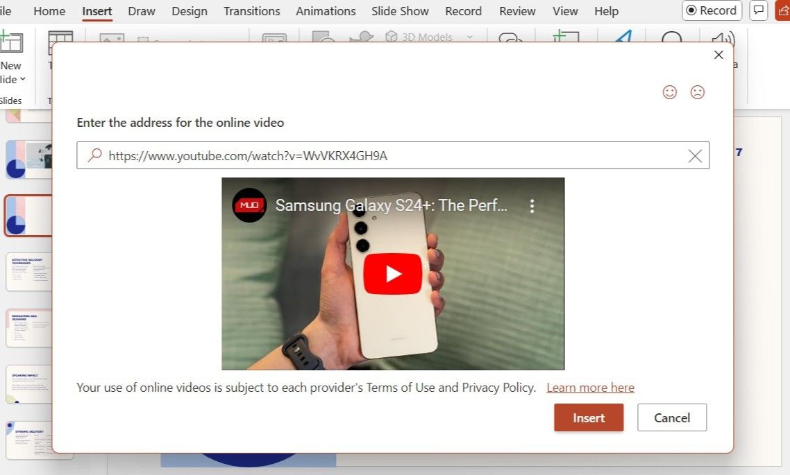 کادر گفتگوی را در پاورپوینت وارد کنید که یک فیلم YouTube با URL نشان می دهد