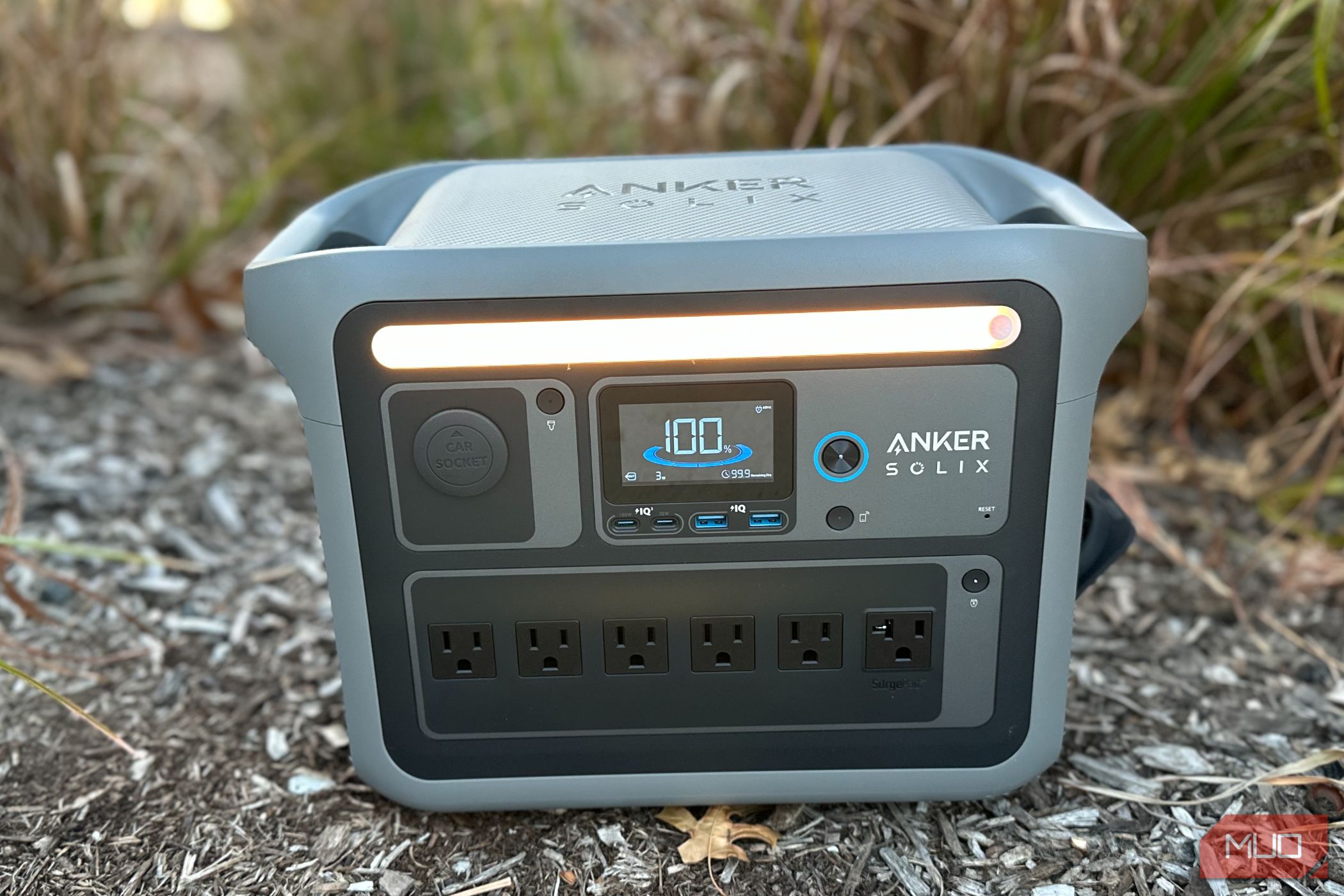 چمن Anker Solix C1000