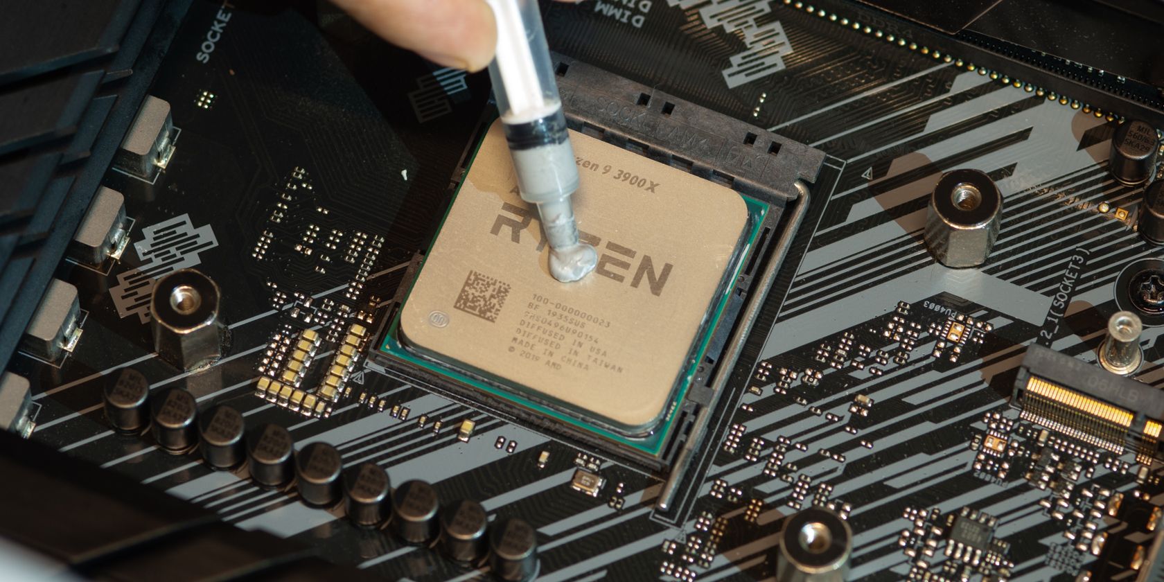 استفاده از خمیر حرارتی روی پردازنده Ryzen