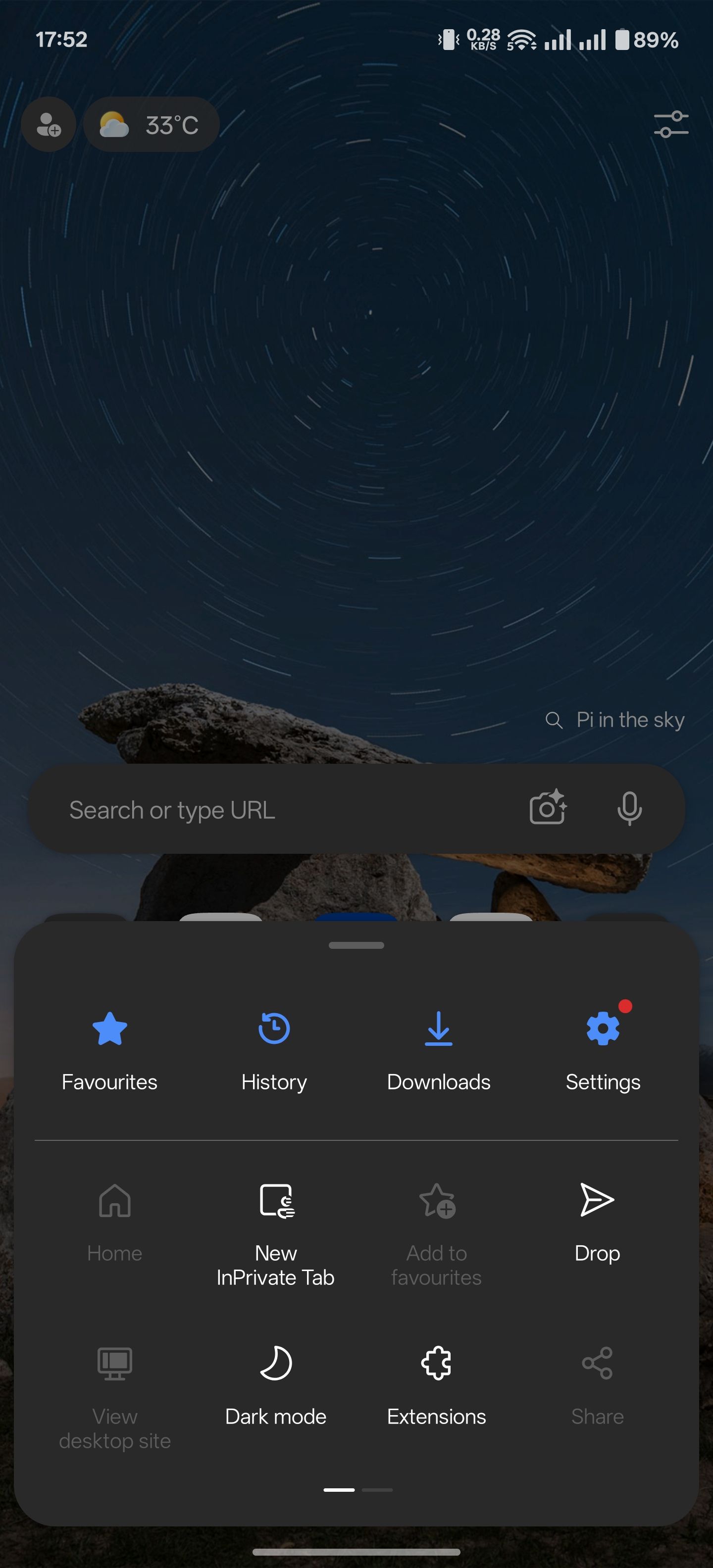 گزینه های قابل دسترسی از منوی همبرگر در برنامه Android Edge.