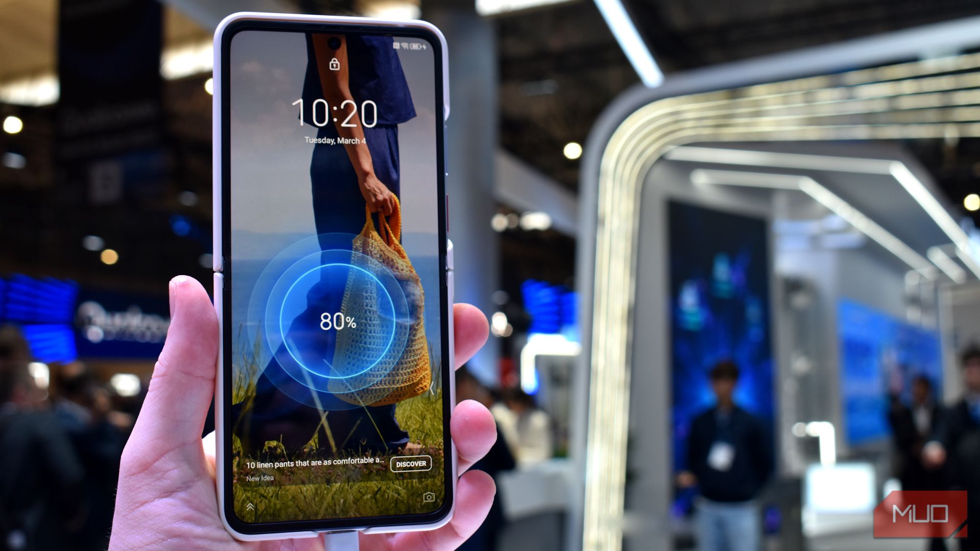 Nubia flip 2 صفحه باز در MWC 2025
