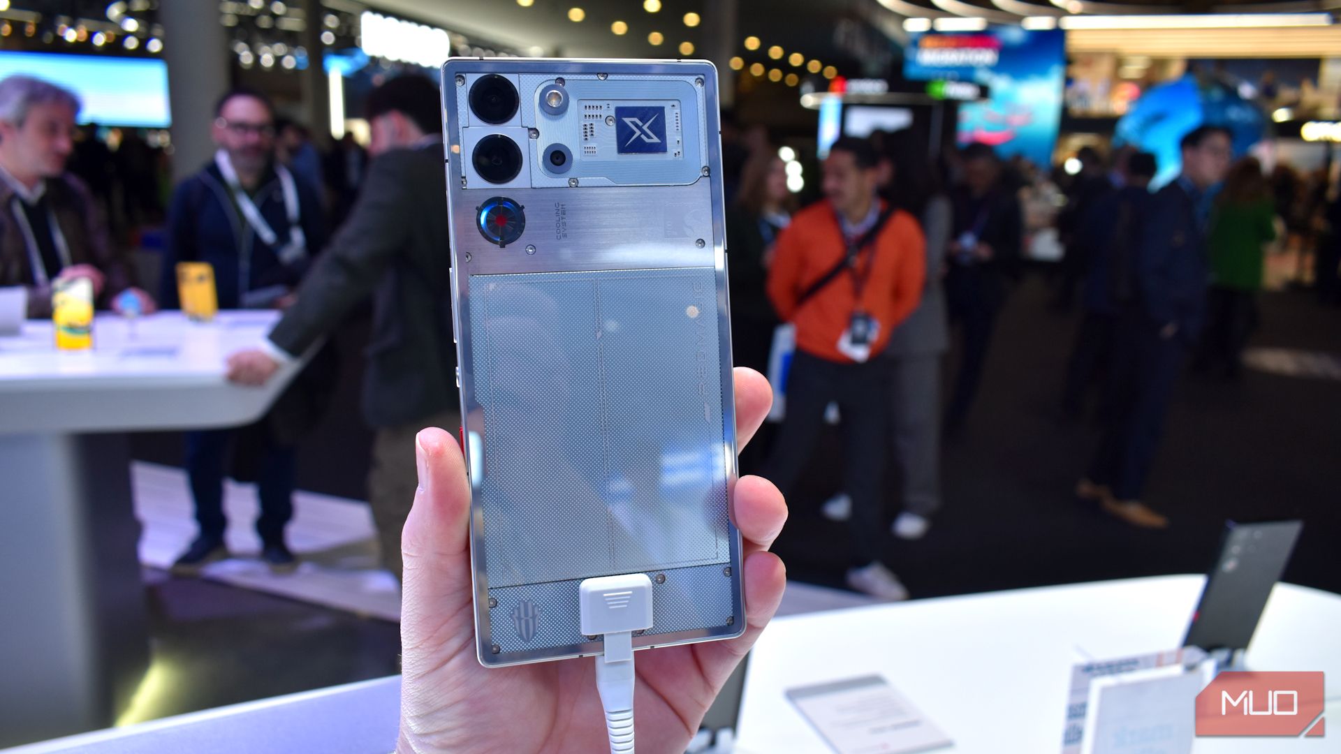 Redmagic 10 Pro عقب در MWC 2025
