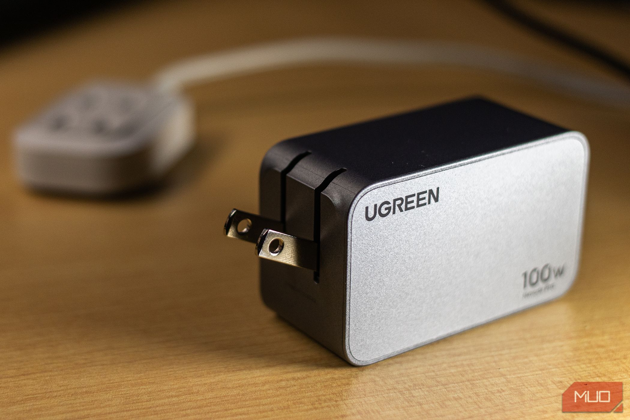 شارژر دیواری Ugreen Nexode Pro 100W USB-C با پلاگین تاشو