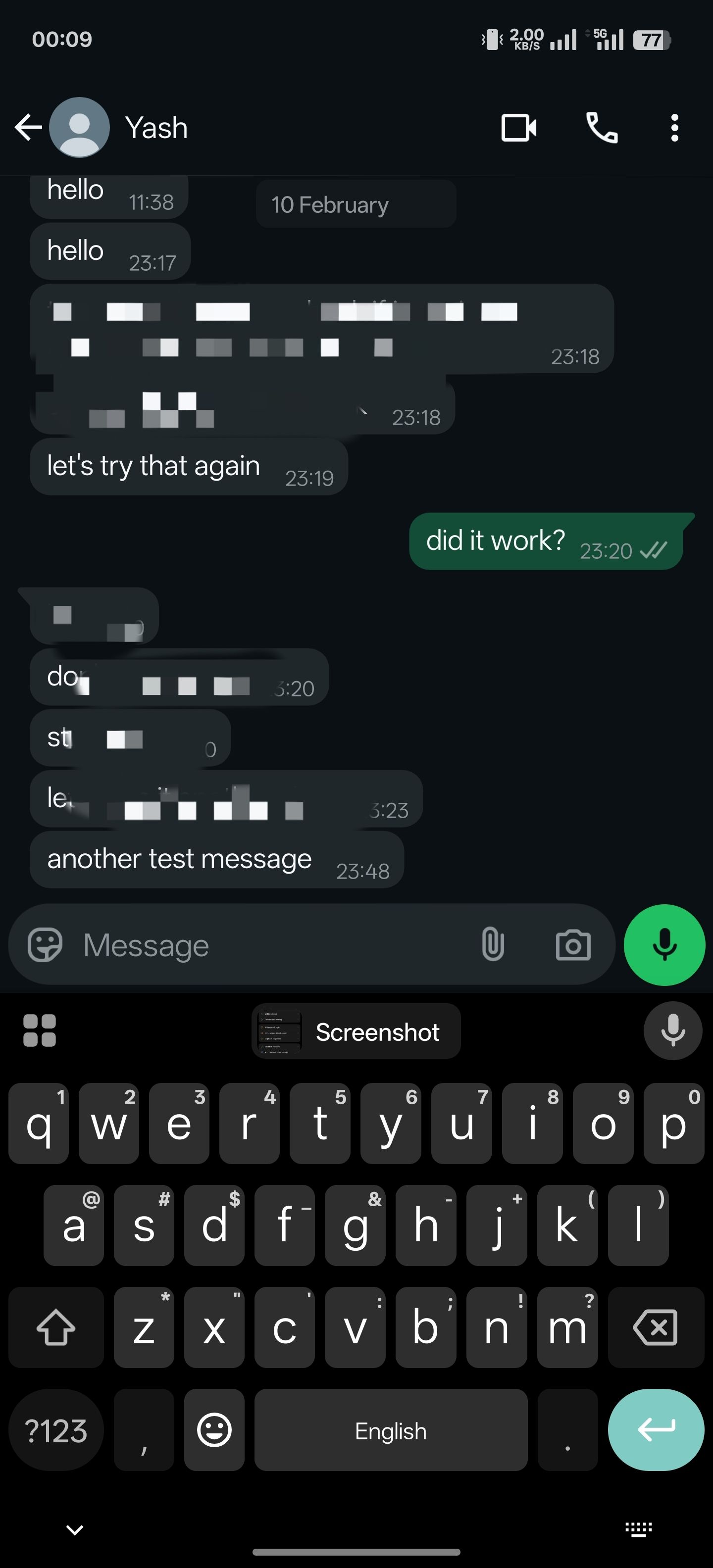 ضربه زدن به تصویر کوچک تصویر در نوار ابزار GBOARD برای اضافه کردن آن به یک برنامه.