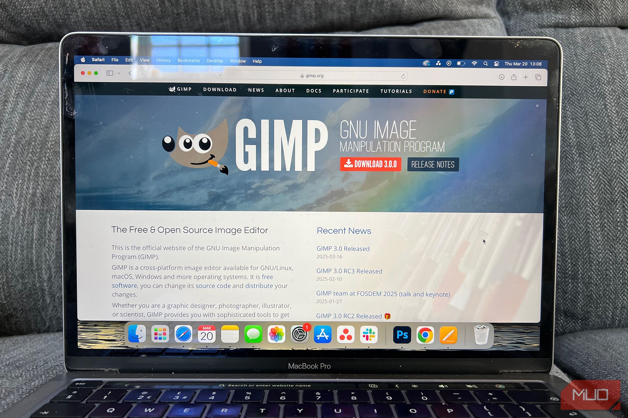 صفحه اصلی GIMP با اعلام منبع باز