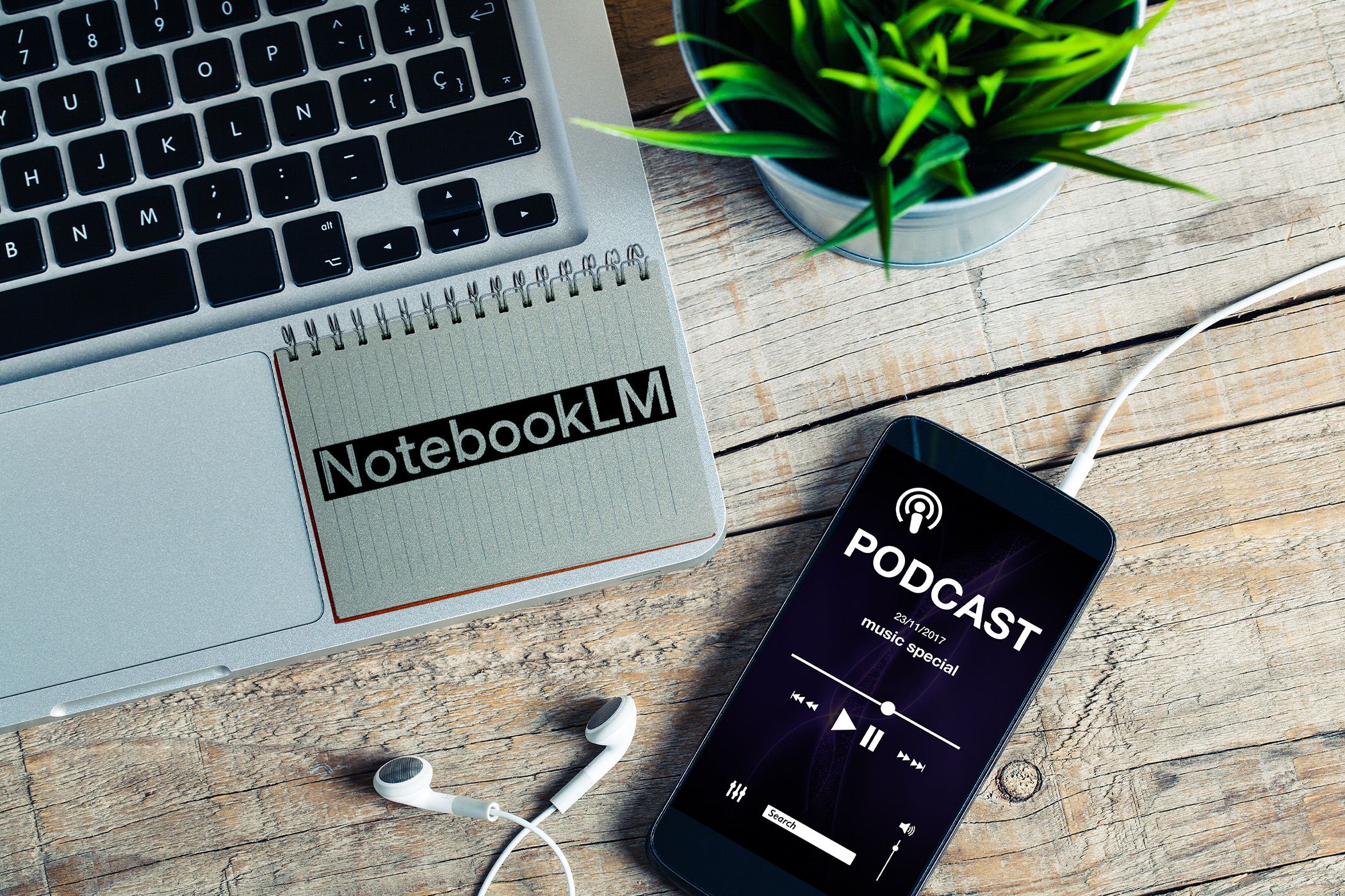 لپ تاپ و تلفن در حال بازی پادکست با آرم Notebooklm روی یک میز