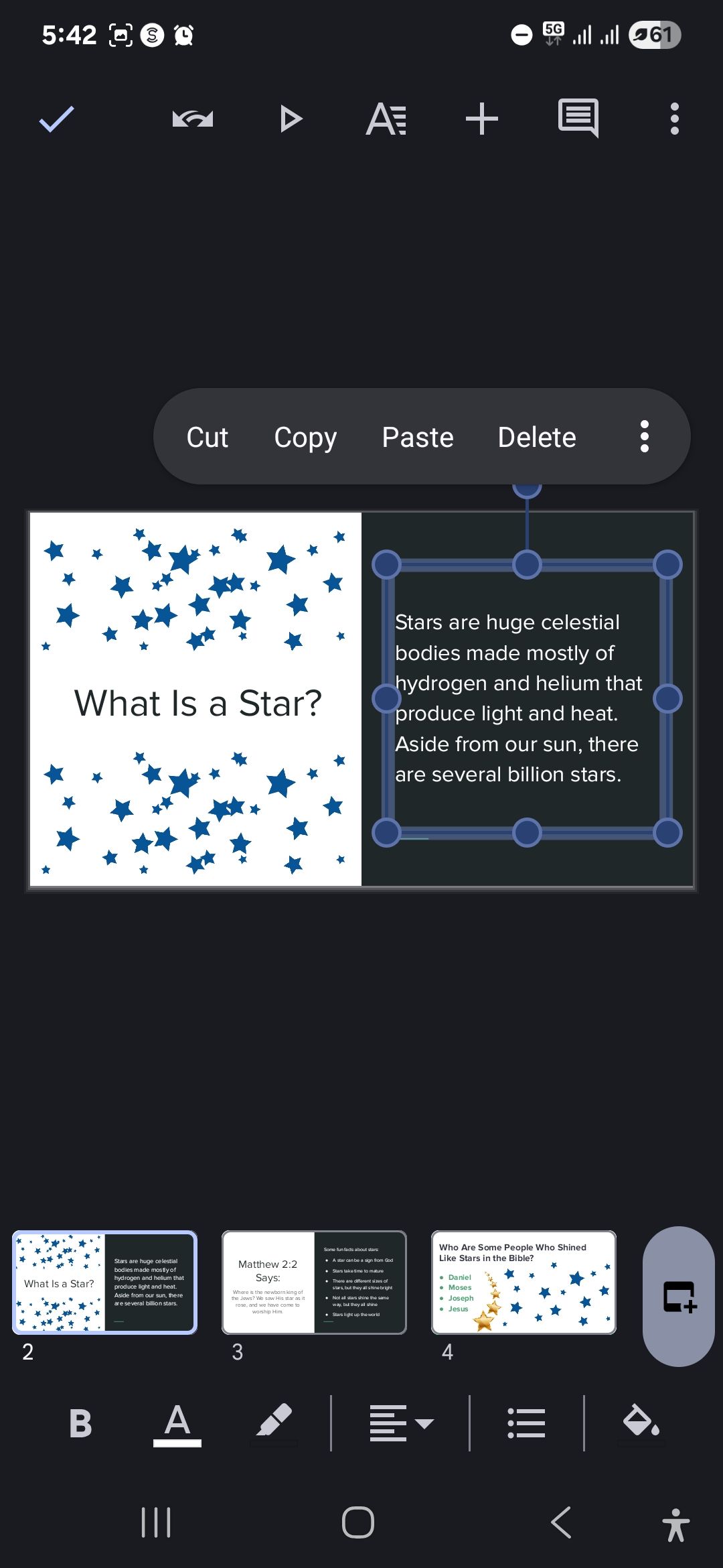 تصویری که نشان می دهد اسلاید در Google Slides در دستگاه تلفن همراه ویرایش می شود