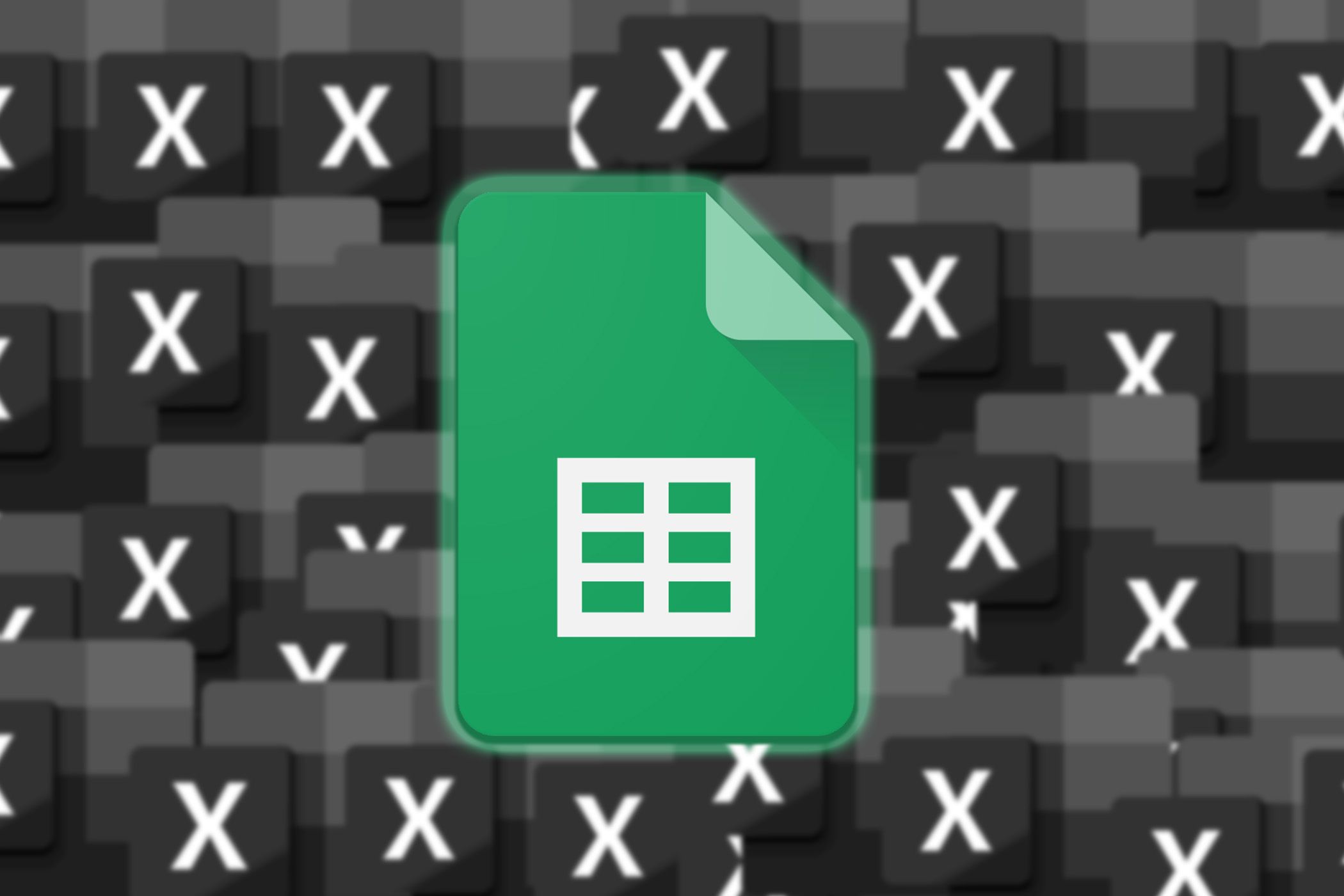 آرم Google Sheets در پس زمینه آرم های اکسل خاکستری