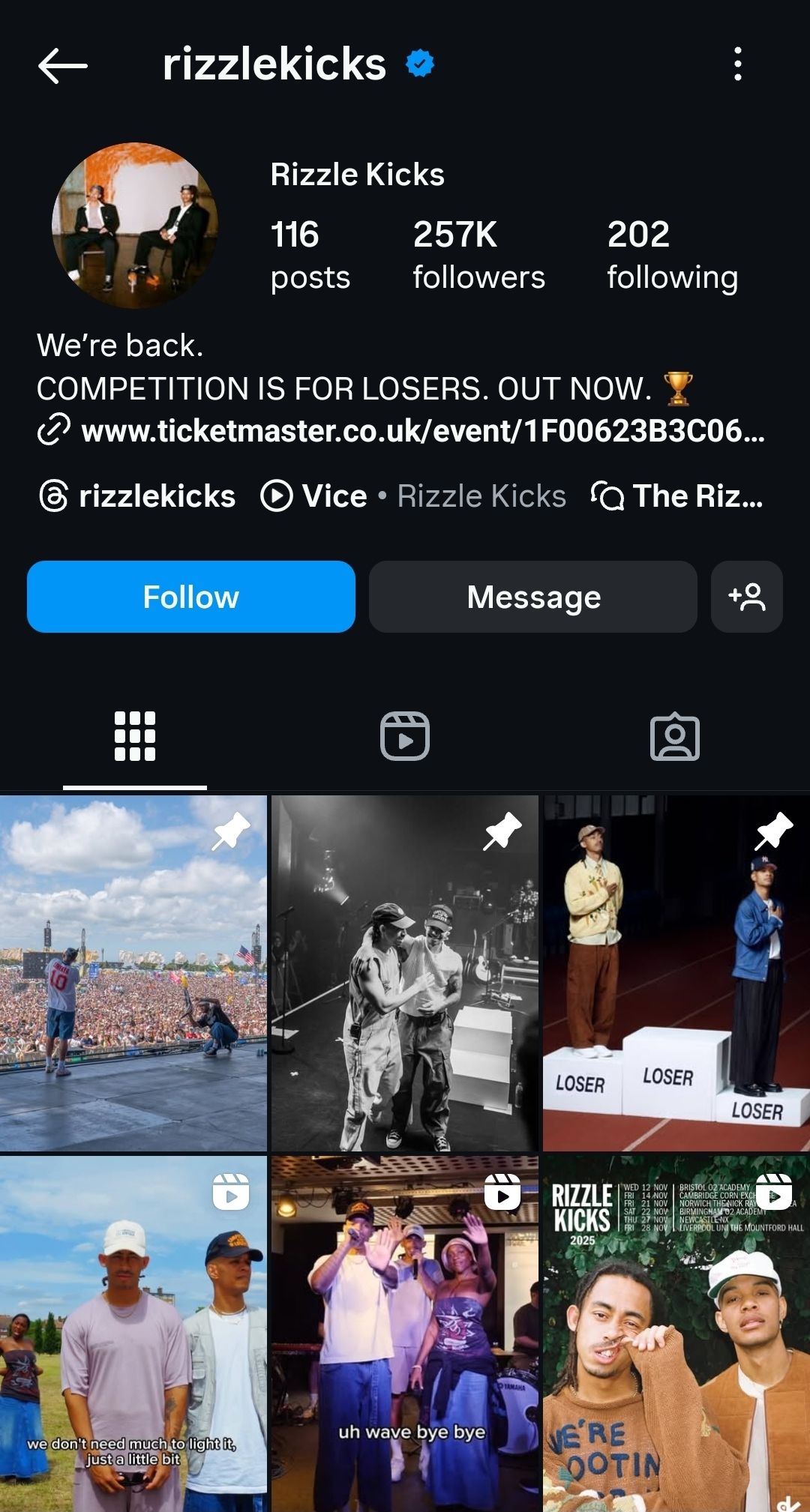 Rizzle مشخصات اینستاگرام را لگد می زند.