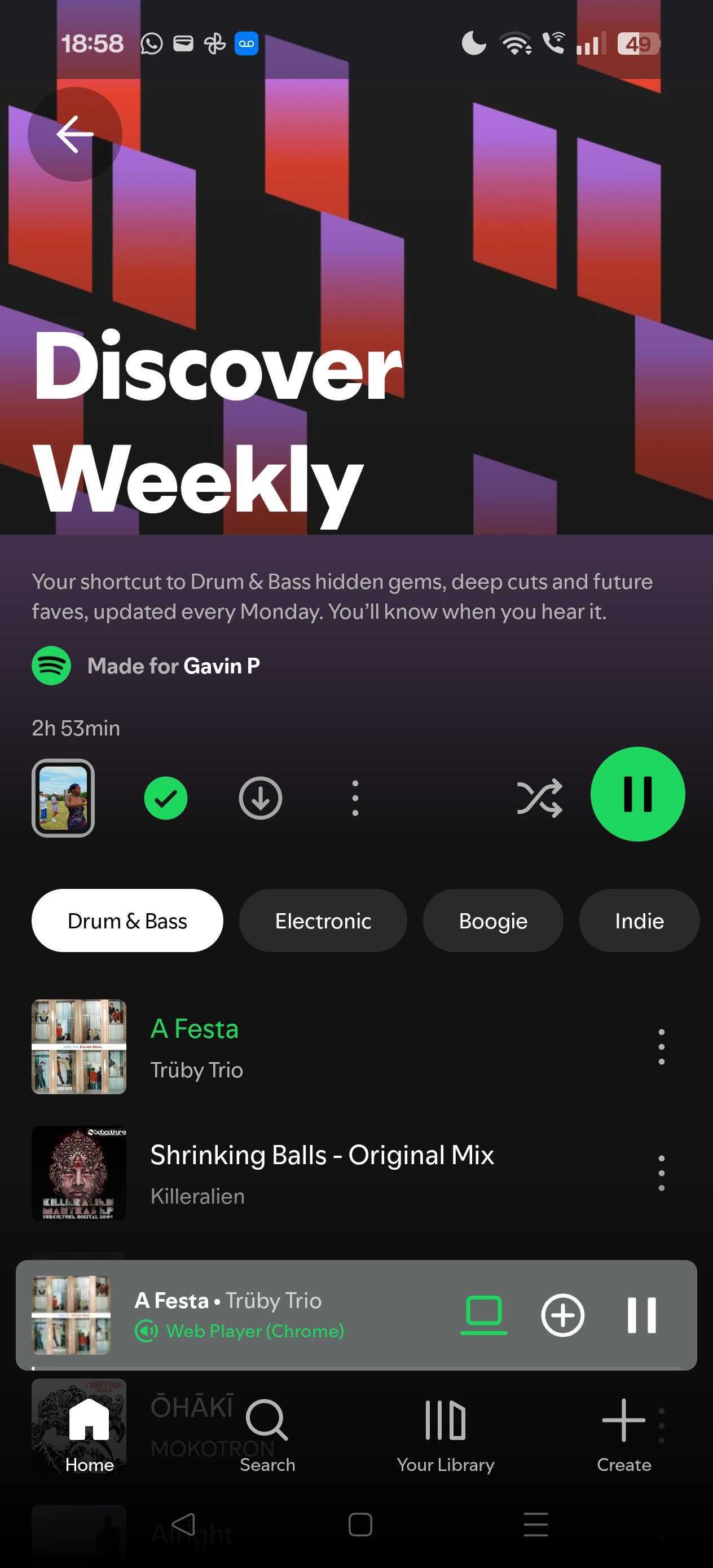 Spotify Discover Weekly Playlist در تلفن هوشمند با Drum and Bass Toggle