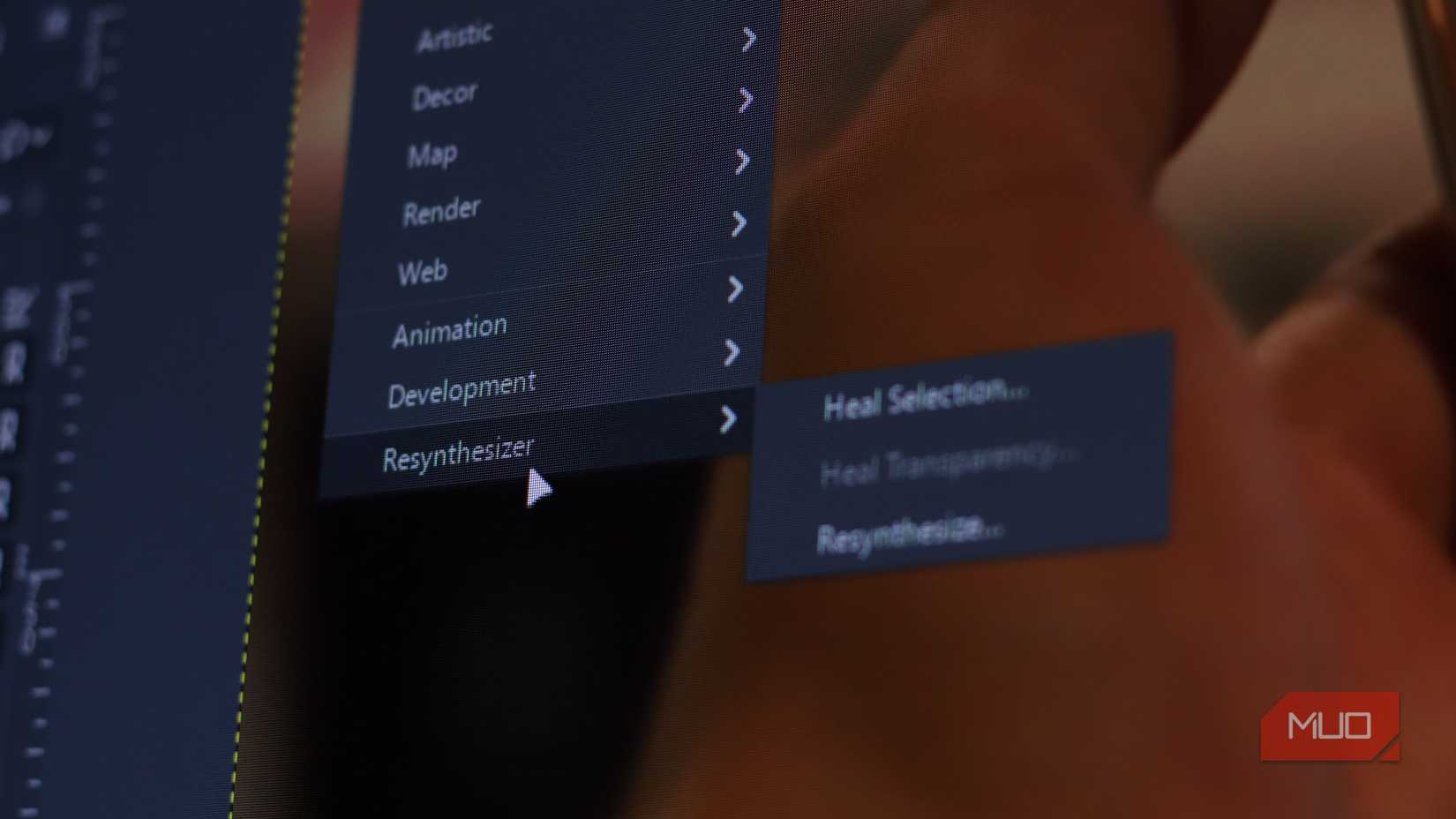 افزونه Resynthesizer در GIMP در حال اجرا است