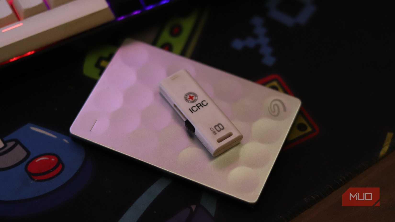درایو SSD خارجی و USB در یک موش