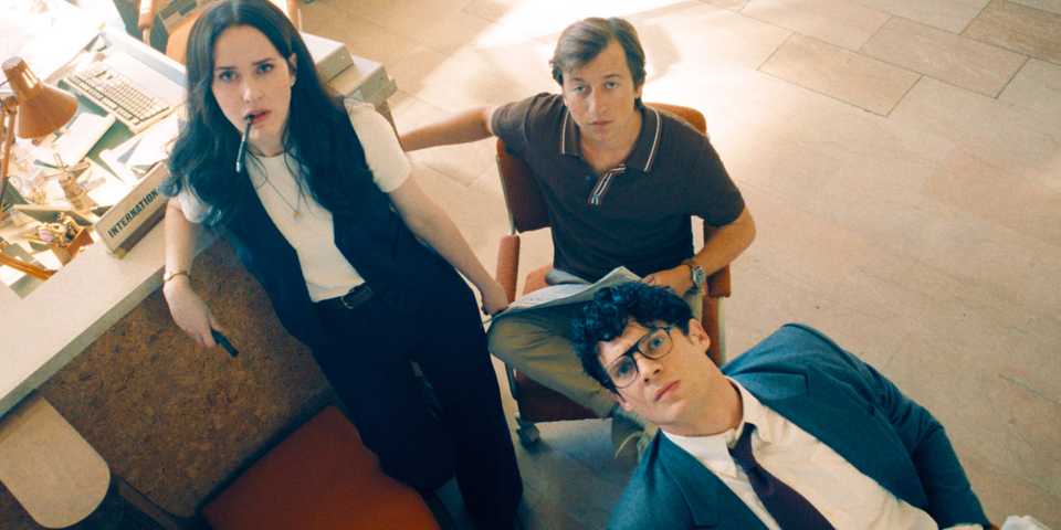 Lois-Clark-and-Jimmy-Staring-u-the-the-the-in-daily-planet-Office-Office-Of-Superman-2025.jpg