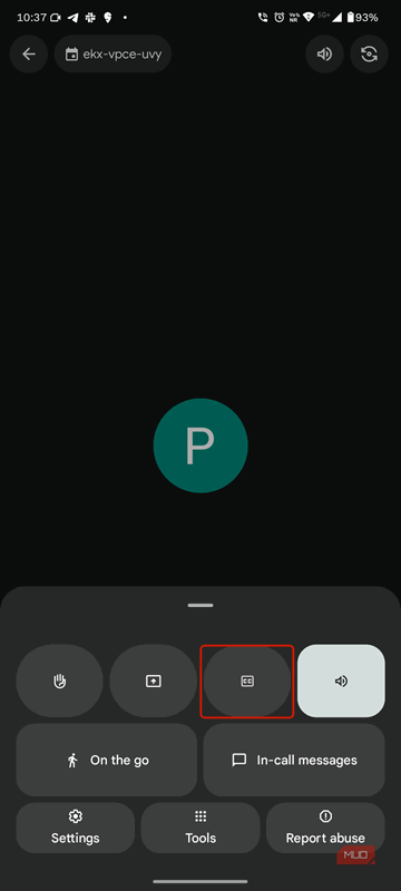 زیرنویس های زنده AI در گزینه های صفحه نمایش در تماس Google Meet قرار می گیرند.