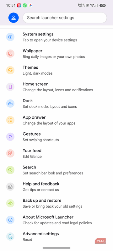 صفحه تنظیمات برنامه Microsoft Launcher با منوی چندگانه قابل مشاهده است.