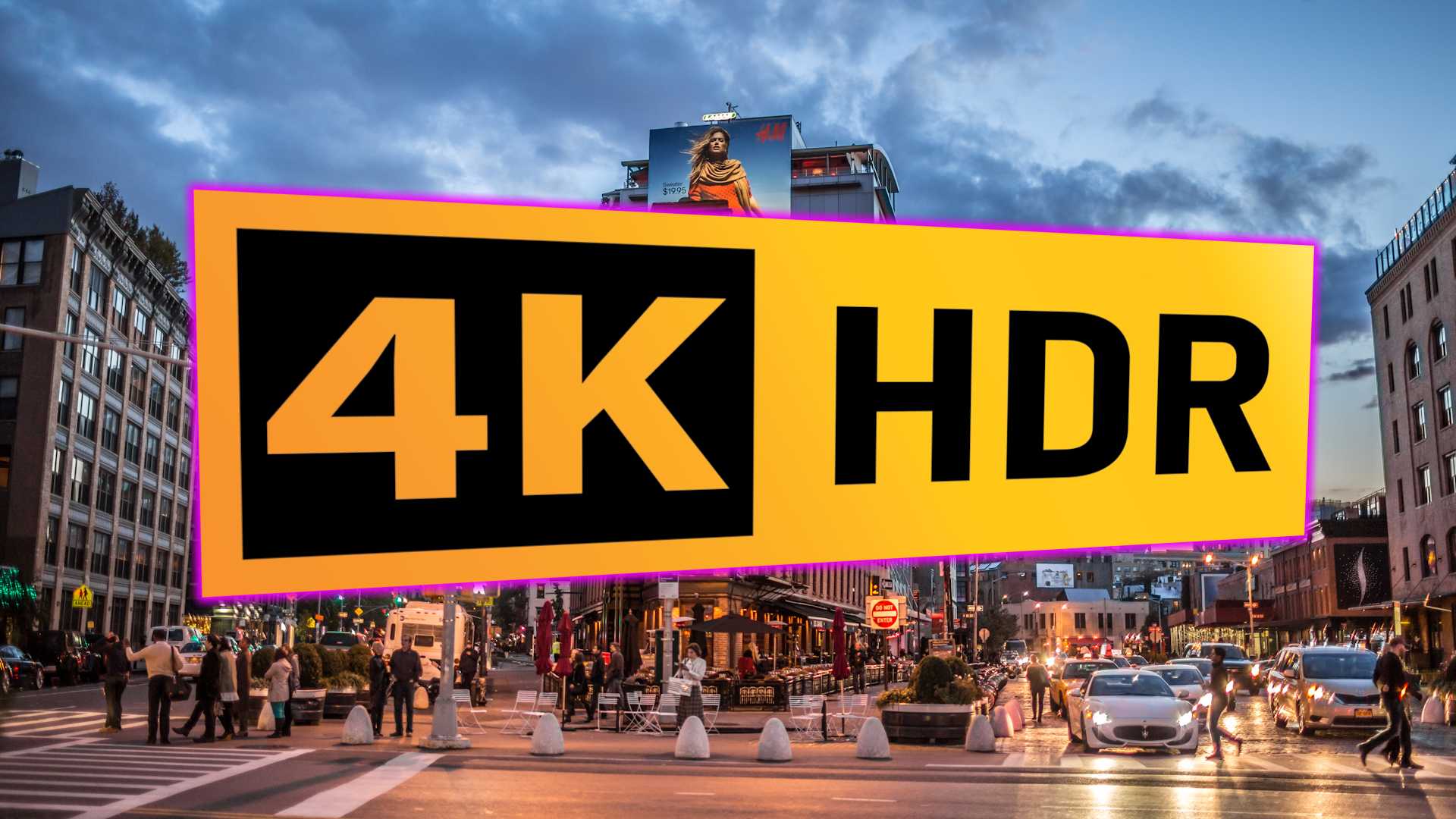 لوگوی 4k hdr بر روی صحنهٔ خیابانی با hdr
