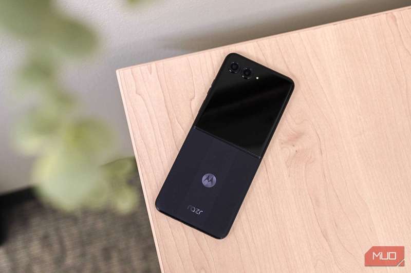 پشت باز موتورولا رزر+