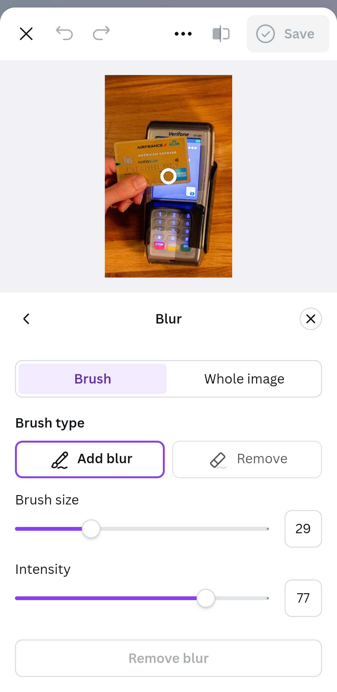 منوی Blur در برنامه موبایل Canva