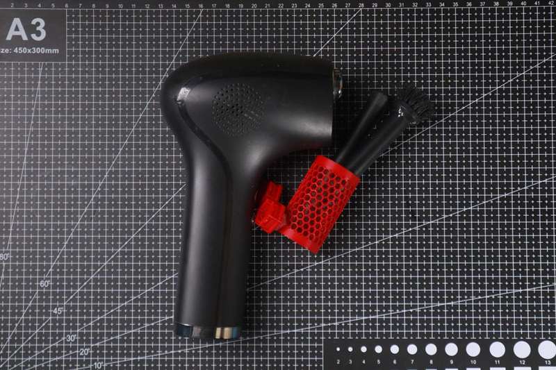 دمنده هوا با افزودنی‌های برس.