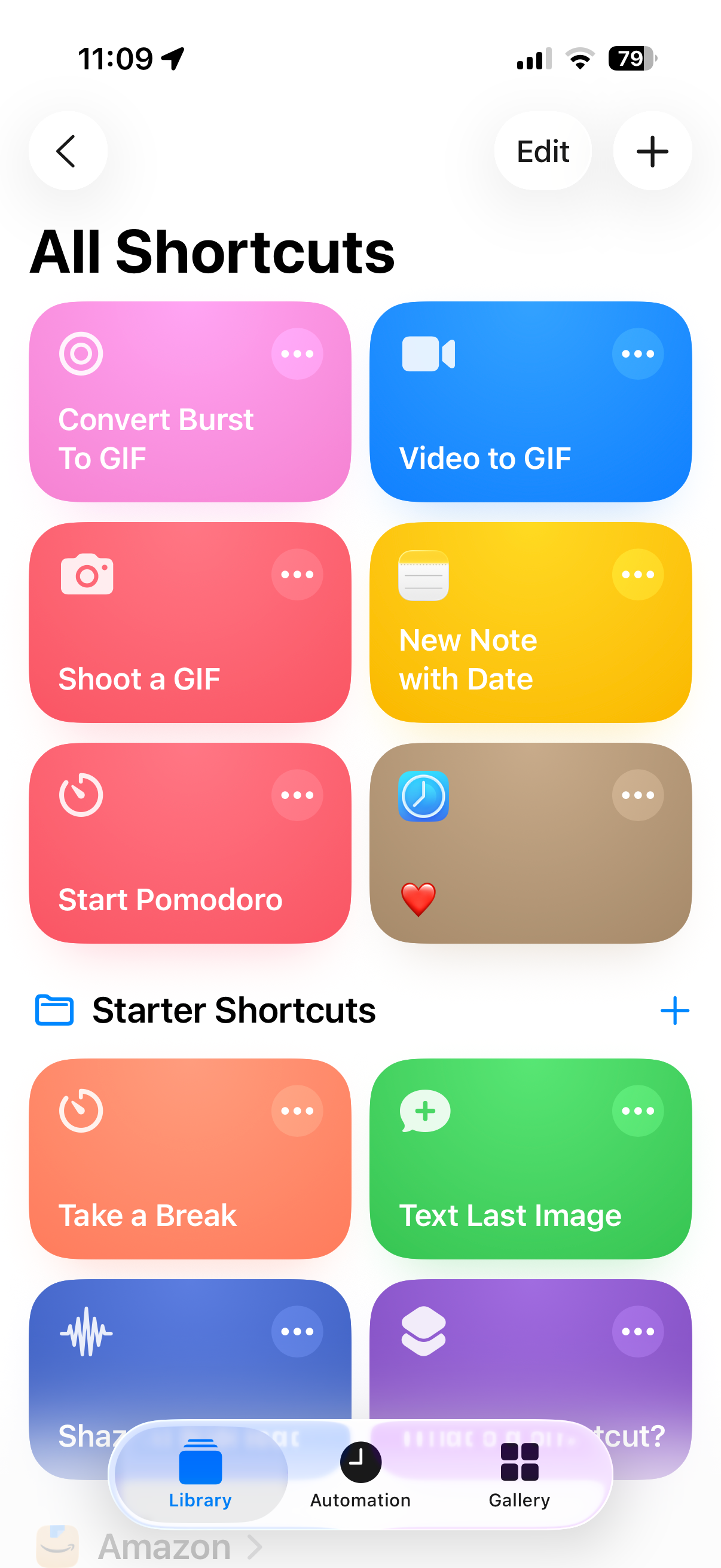برگه Library در برنامه Shortcuts که تمام اتوماسیون‌های ذخیره‌شده را نشان می‌دهد