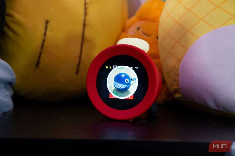 بازدیدکننده آلارمو نینتندو بر روی زنگ نشان‌دهنده چینچمپ از ماریو