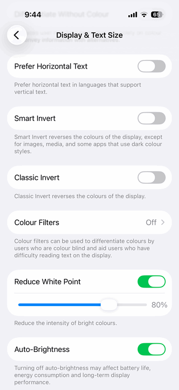 گزینهٔ کاهش نقطه سفید در آیفون