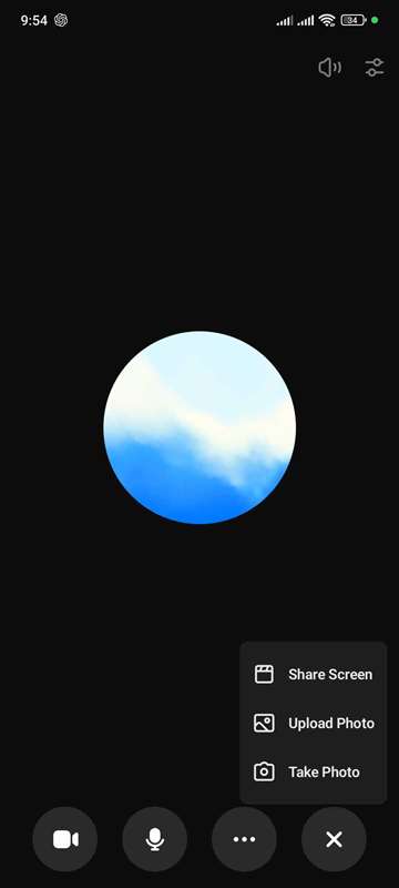 گزینه به‌اشتراک‌گذاری صفحه‌نمایش در ویژگی صوتی پیشرفته ChatGPT.