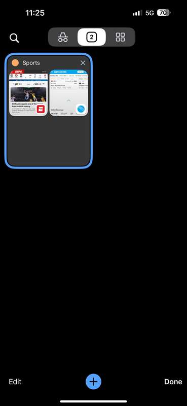 یک گروه تب جدید ایجاد شده در Chrome بر روی آیفون.