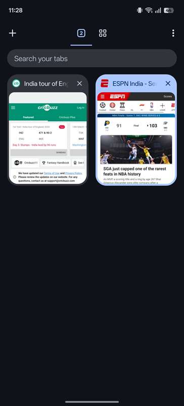 تعویض‌کننده تب Chrome در یک گوشی اندروید که تمام تب‌های باز را نشان می‌دهد.