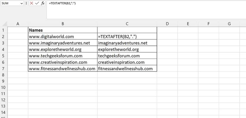 یک صفحه‌گسترده که با فهرست اسامی نمایش می‌دهد چگونه از تابع TEXTAFTER اکسل استفاده شود