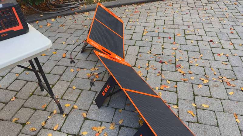 EBL Voyager 1000 - پنل‌های خورشیدی دوگانه