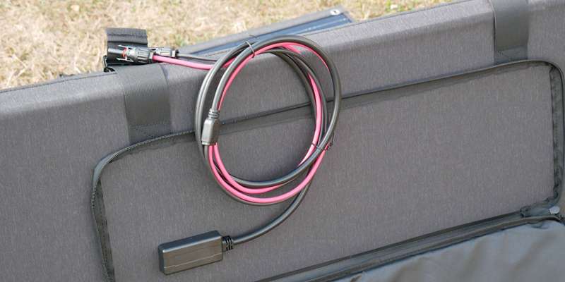 پیکت جانبی باز پنل خورشیدی 400W زندور با کابل و اتصال MC4