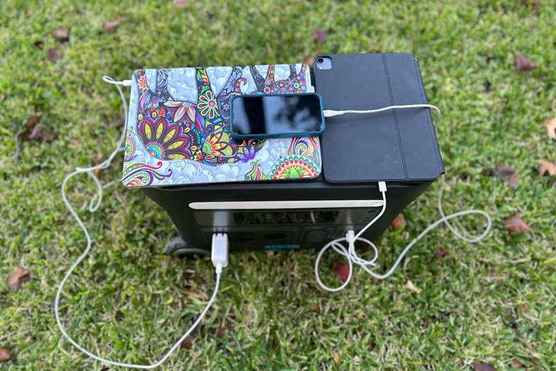 بخش بالای Anker Solix F2000