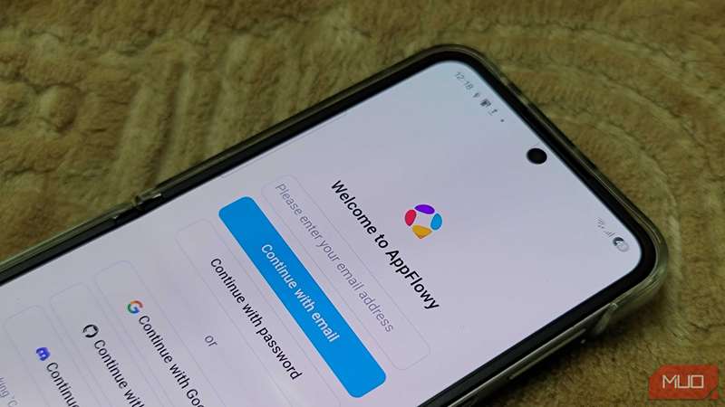 برنامه Android AppFlowy باز در Samsung Galaxy Z Flip 6