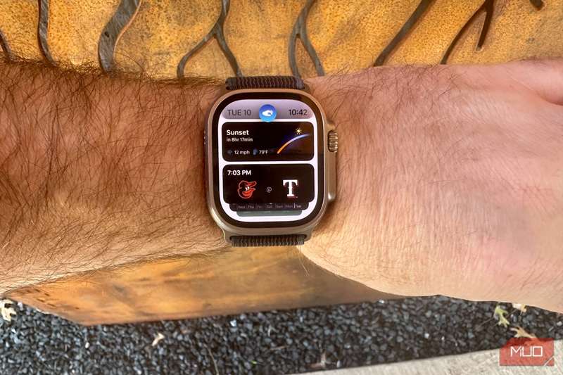 apple watch double tap smart stack