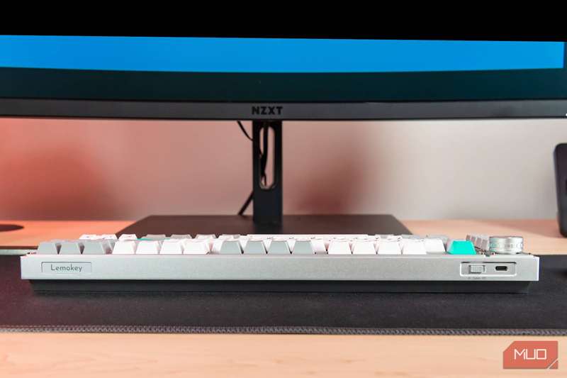 پشت کی‌کرون لموکِی ال‑3