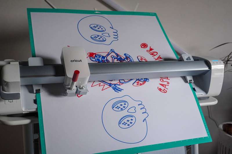 تکمیل رسم Cricut Venture