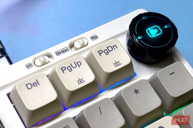 لغزنده توان و حالت Epomaker RT100