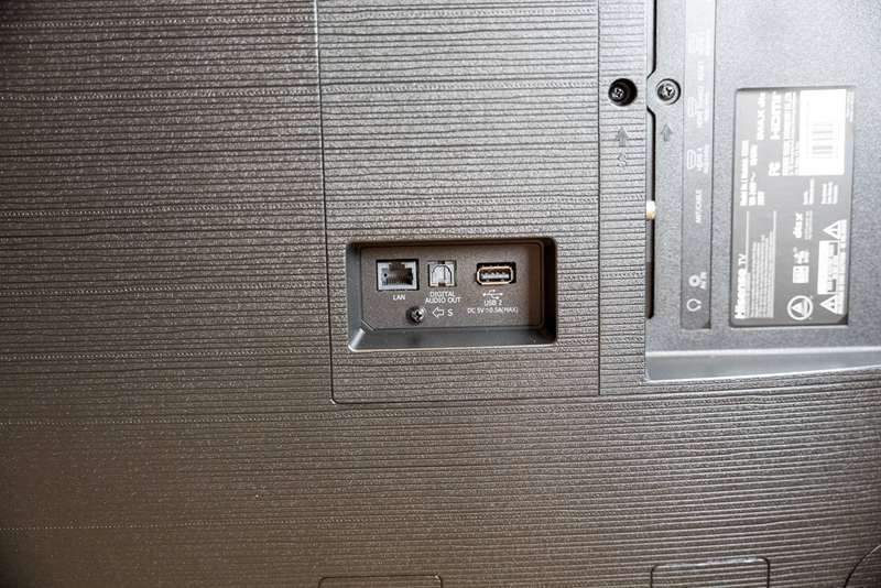 هی‌نس 65U8K - پورت‌های اضافی