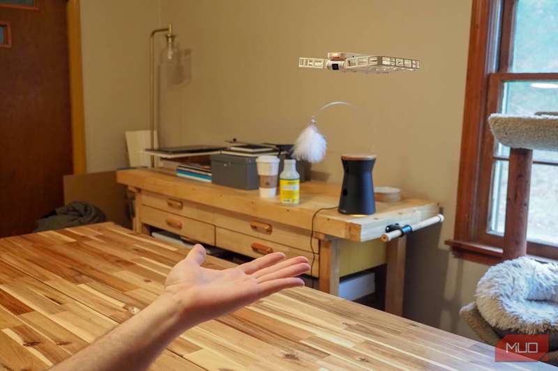 پرواز داخلی Hoverair X1