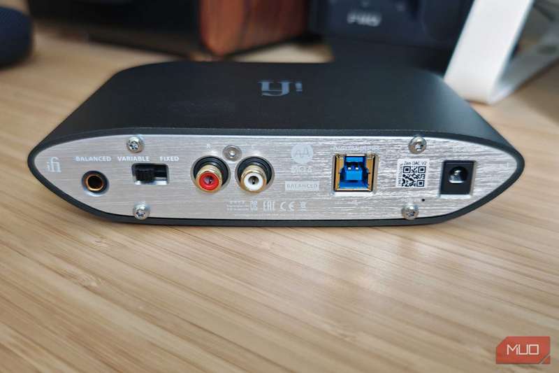 ورودی‌های عقب iFi Zen DAC 2