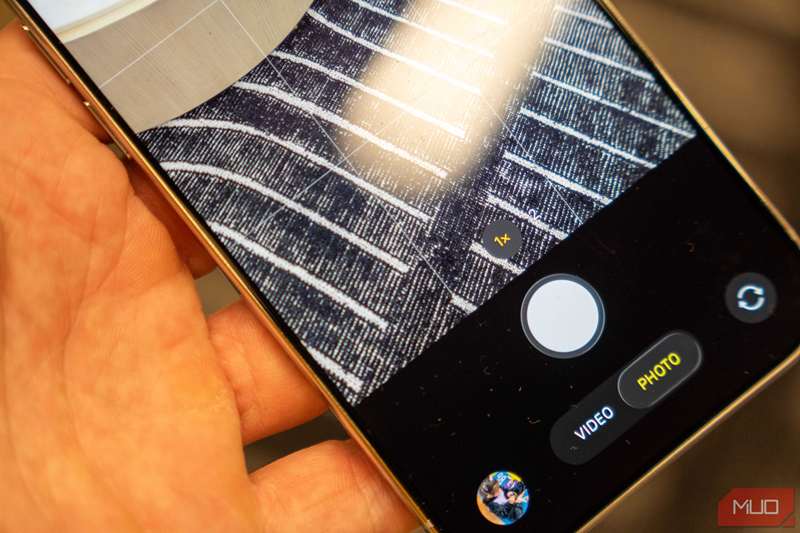 آیفون ایر-12