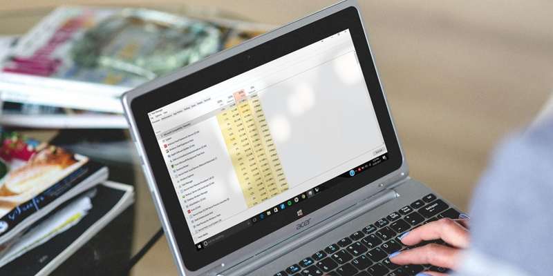 نمونهای از لپتاپ که استفاده بالا از CPU توسط فرآیند تلهمتری سازگاری مایکروسافت را نشان میدهد