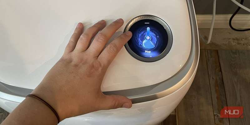 پنل LCD ناروال با دست