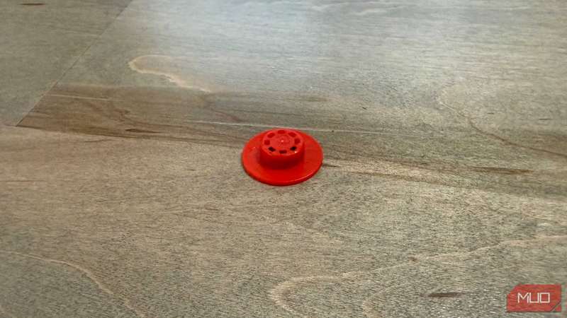 محدودکننده جریان حمام قرمز