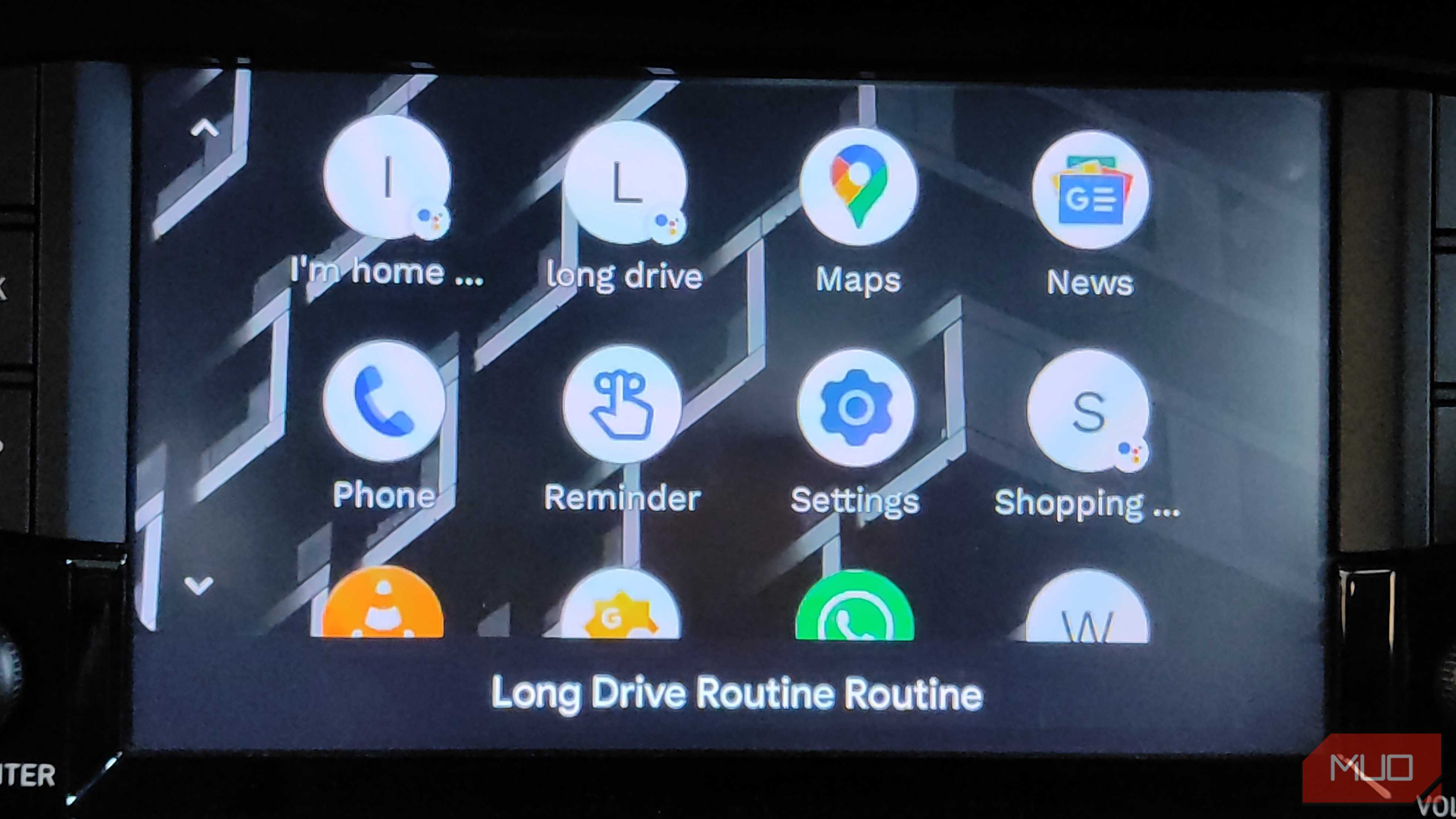 روال Assistant رانندگی طولانی که در Android Auto فعال می‌شود.