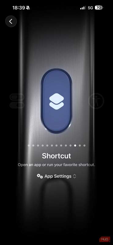 میان‌بر تنظیمات برنامه اختصاص داده شده به دکمه Action آیفون