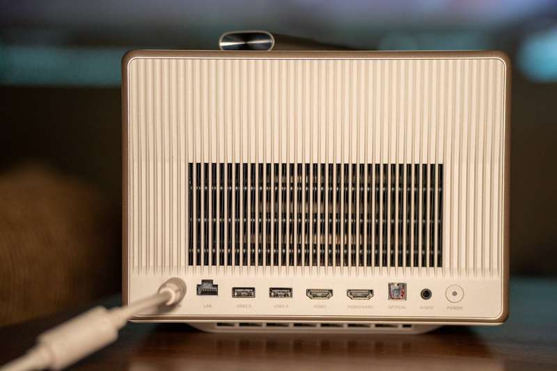 XGIMI Horizon Ultra - ورودی‑خروجی